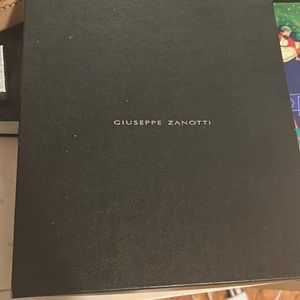 BRAND NEW NEVER WORN GIUSEPPE ZANOTTI